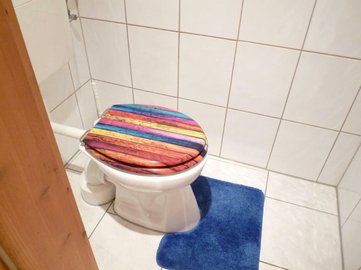 Ferienwohnung Der Familie Budzisch Синшайм Екстериор снимка
