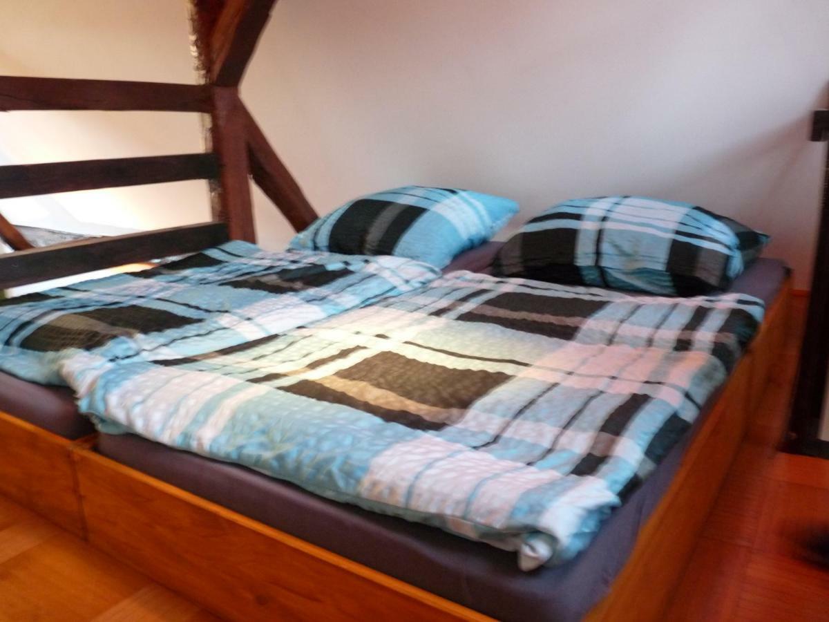 Ferienwohnung Der Familie Budzisch Синшайм Екстериор снимка